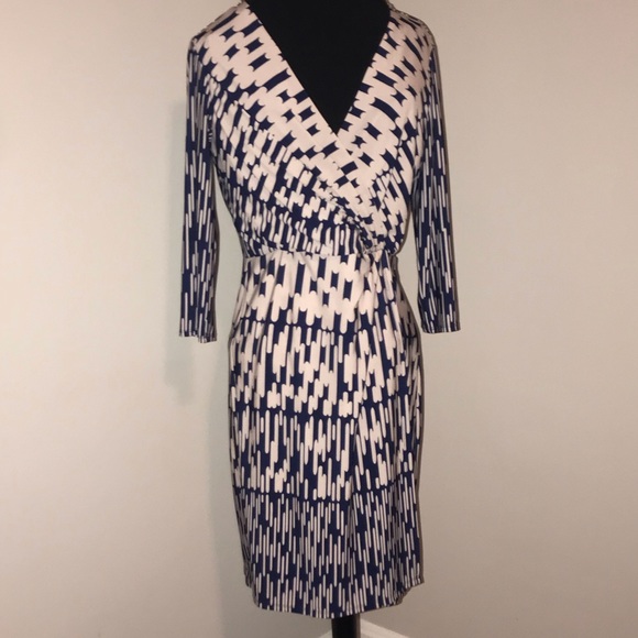 Patterned dress - Picture 1 of 4